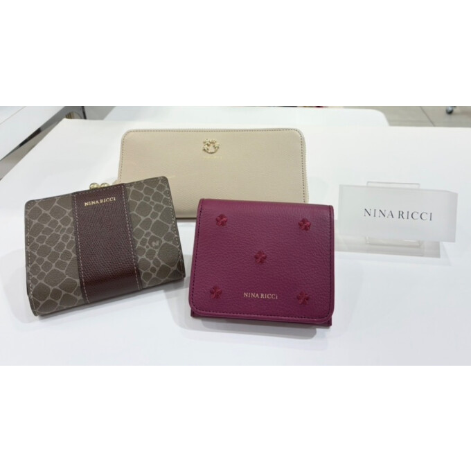 ニナリッチ財布