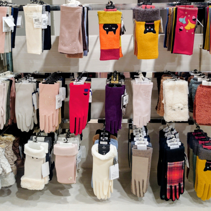 冬の新作手袋🧤が登場!!
