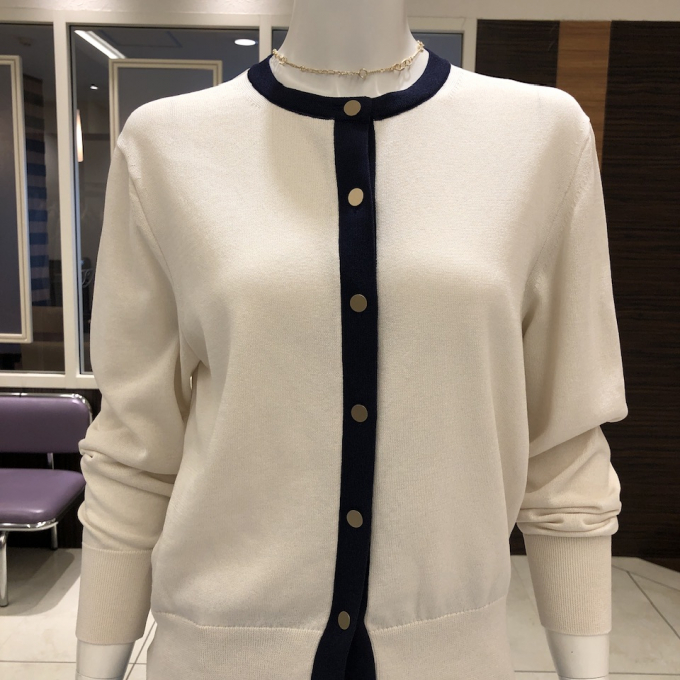 アンサンブルでも✨バイカラーカーディガン💐