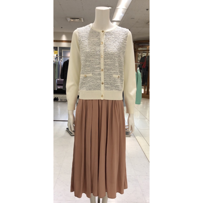 新作🤍ツイード風カーディガン