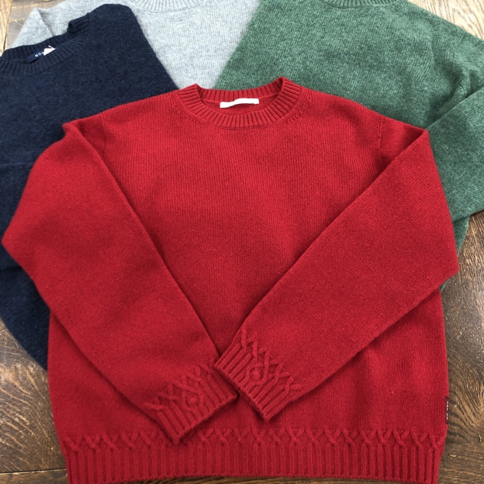 寒い冬におすすめニット