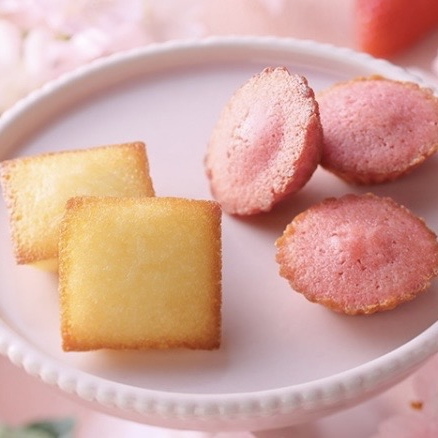 可愛いハンドバッグ