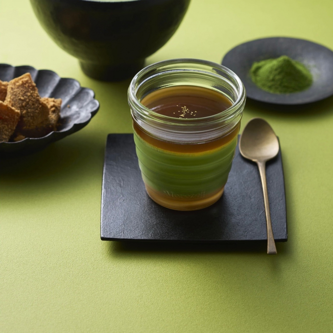 新発売　抹茶とわらび餅のプリン