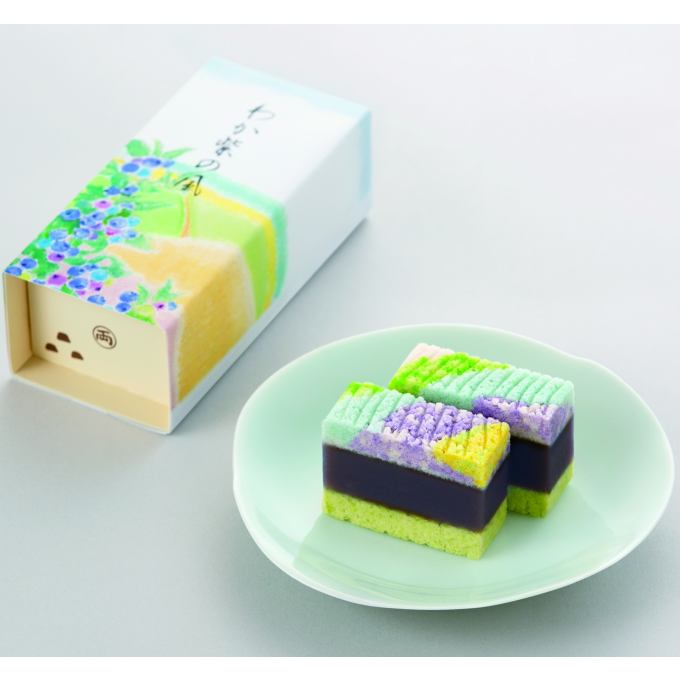 香り高い爽やかなブルーベリー餡を是非！