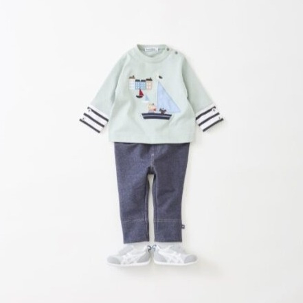 新作⛵ベビーサイズのTシャツコーデ⛵