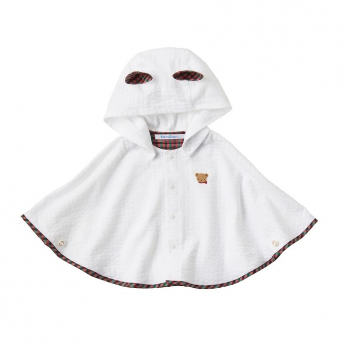 クマちゃんのかわいい耳付きケープ🐻