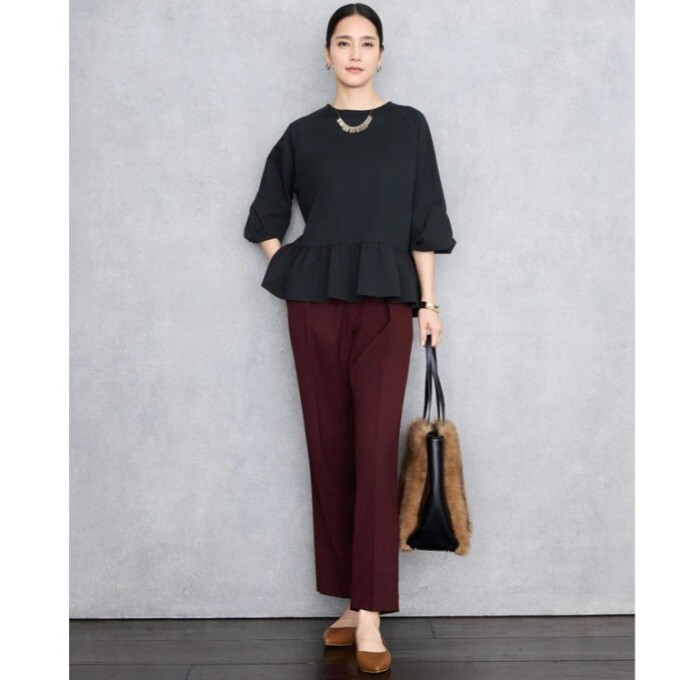 【自由区】お買い得★大人フェミニンなペプラムデザインカットソー