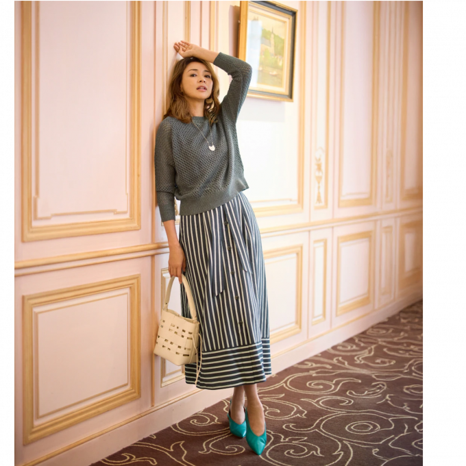 自由区 新鮮メッシュニット✖綺麗なラインのスカートコーディネート