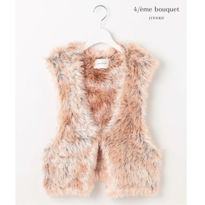 【カトリエムブーケ】艶のある素材感が特徴★コンパクトベスト