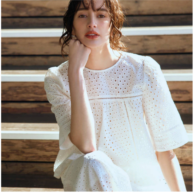 毎年好評✨組曲 レースブラウス