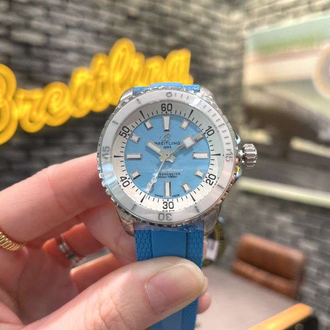 【BREITLING】夏は目の前！🍉【ブライトリング】A17377211C1S1