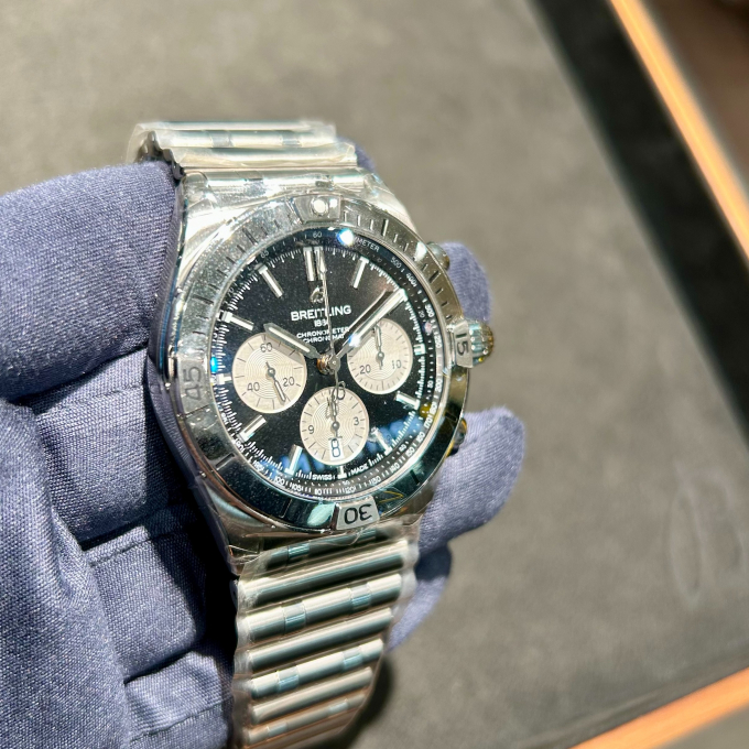 【BREITLING】今だからこそ手に入れたい【ブライトリング】AB0134101B2A1