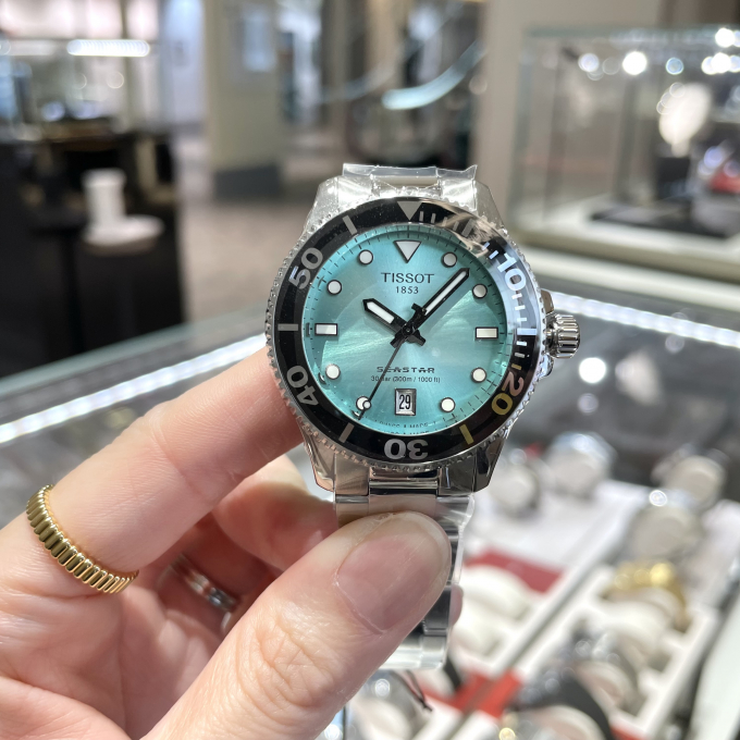 ティソ　TISSOT TISSOT】深みのあるブルーが魅せる【ティソ】T149.407.11.041.00