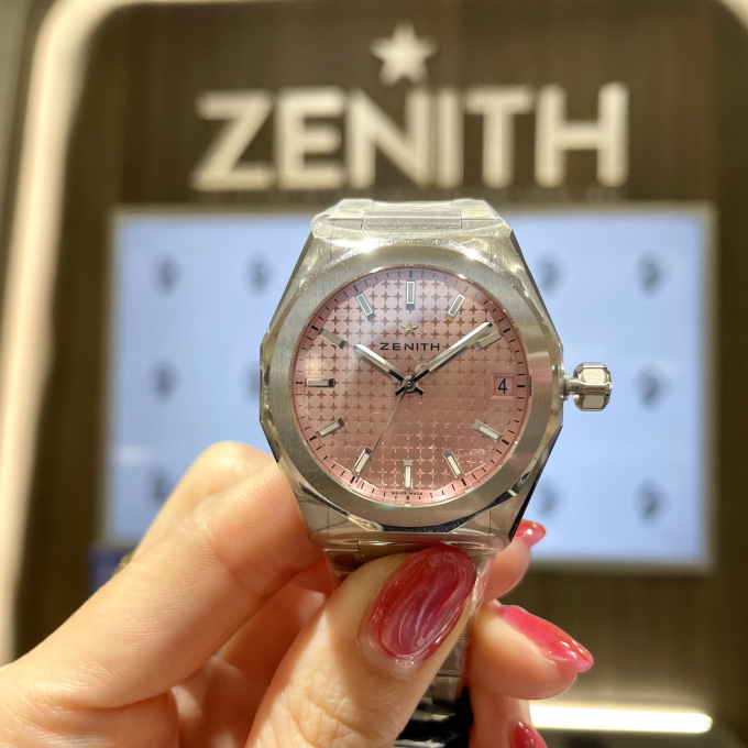 【ZENITH】ピンクがきた！【ゼニス】03.9400.670/18.I001