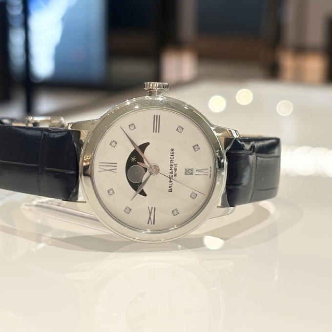 【BAUME&MERCIER】ムーンフェイズが上に！？【ボーム&メルシエ】BMMOA10329