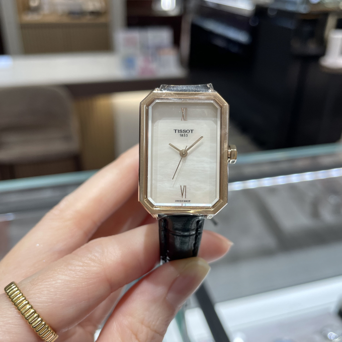 【TISSOT】価格改定は6月1日(月)からです🫣【ティソ】T160.110.36.113.00
