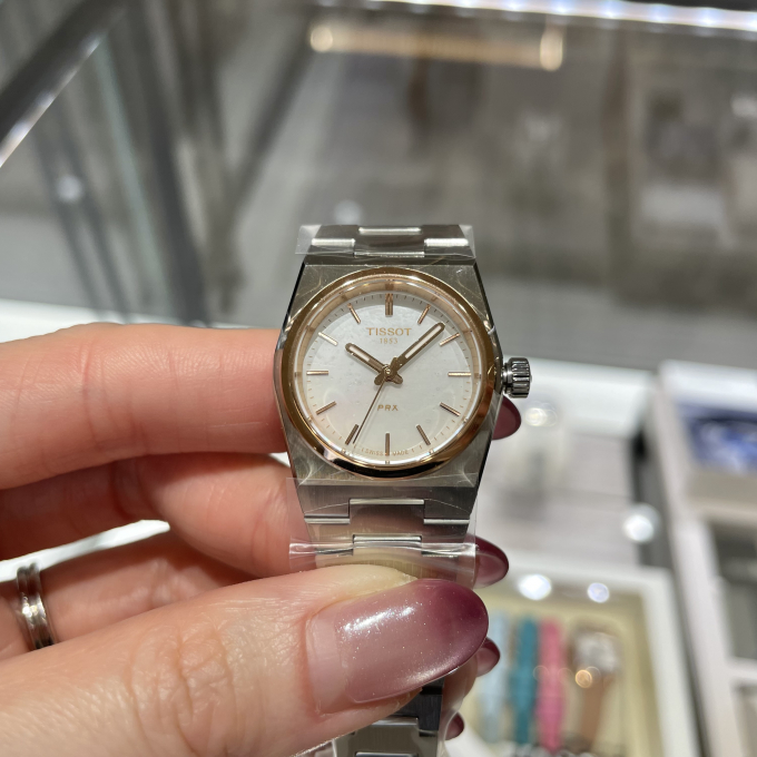 【TISSOT】小ぶりのPRXがおすすめ！【ティソ】T137.010.21.111.00