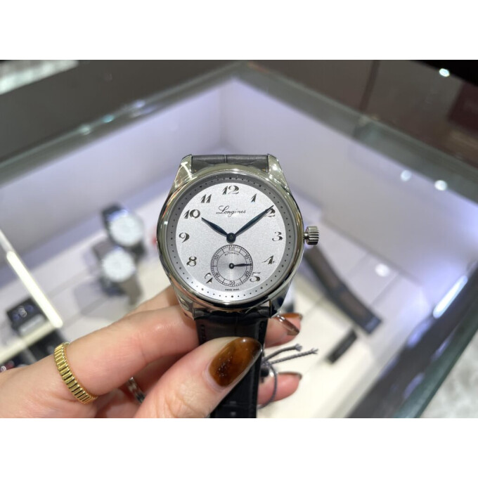 【LONGINES】シンプルにこれ！【ロンジン】L2.843.4.73.2