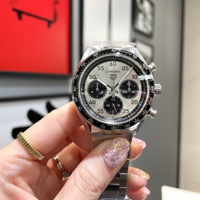 【TAGHeuer】新作カレラ入荷！【タグ・ホイヤー】CDB2113.BA0054