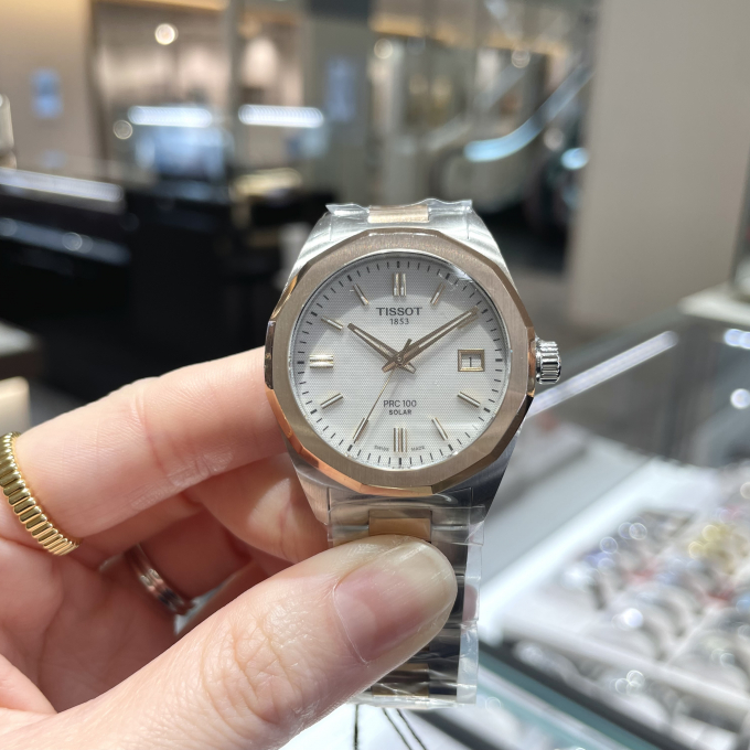 【TISSOT】太陽を味方に🌞【ティソ】T151.822.22.111.00