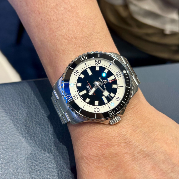 【BREITLING】ご購入ありがとうございました！力強さと存在感が魅力！【ブライトリング】A17376211B1A1