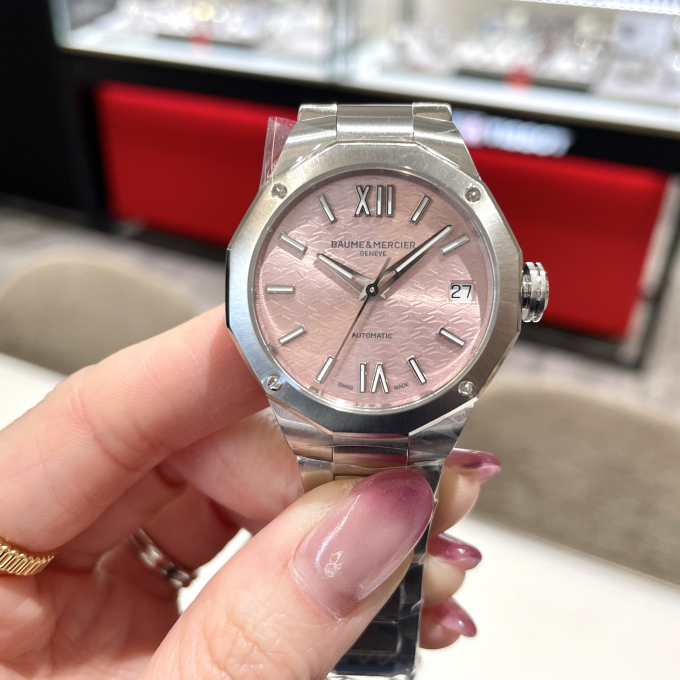 【BAUME&MERCIER】春を先取りピンク🩷【ボームアンドメルシエ】BMM0A10675
