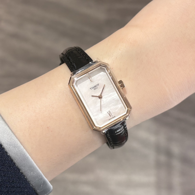【TISSOT】凛としたレクタングル🐚【ティソ】T160.110.36.113.00