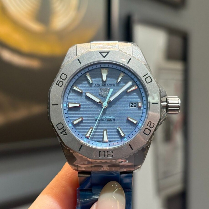 【TAG Heuer】涼しさ満点！アイスブルー🧊【タグホイヤー】WBP1182.BF0000