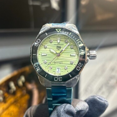 【TAG Heuer】ライムみたい！？華やかダイバーズ🍋‍🟩【タグホイヤー】WBP231L.BA0618