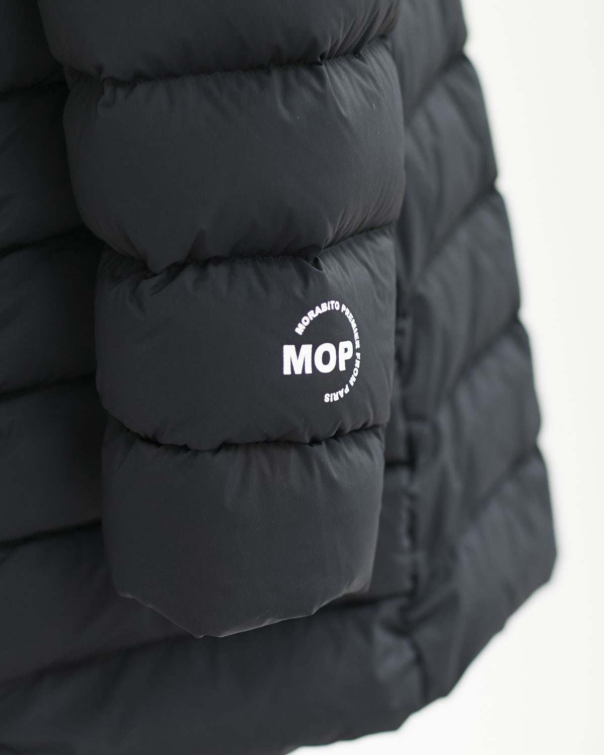MORABITO　PREMIER フード付きダウンベスト 38 MORABITO PREMIER ダウン🧥 | モラビト | 大丸芦屋店公式 SHOP BLOG