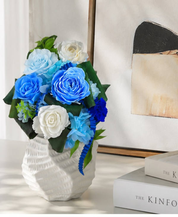 ブルーのお花で涼しげに | ベル・フルール | 大丸神戸店公式 SHOP BLOG