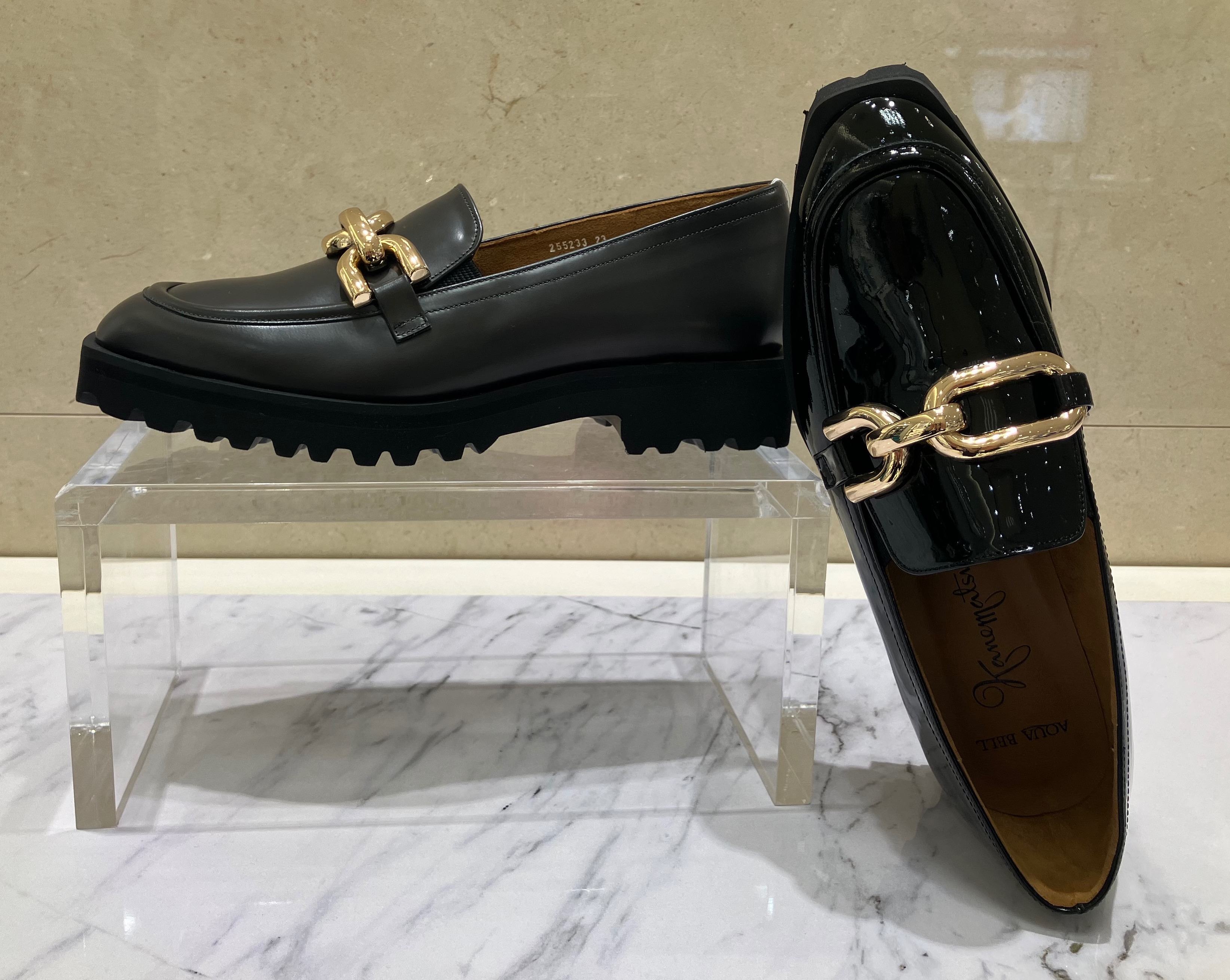 未使用品　銀座かねまつ　ビットローファー レザー　ホワイト　白　24.5 2025年最新】銀座かねまつ カラー：ホワイト系 ローファー・革靴