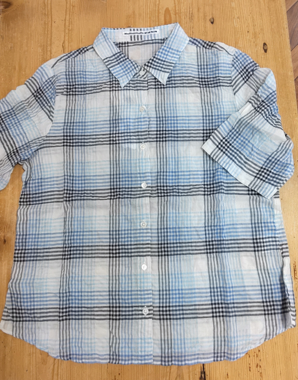 マドモアゼルノンノン ローンシャーリングブラウス 丸襟シャツ M 日本製 Mademoiselle NON NON『超長綿リネンローンシャーリング