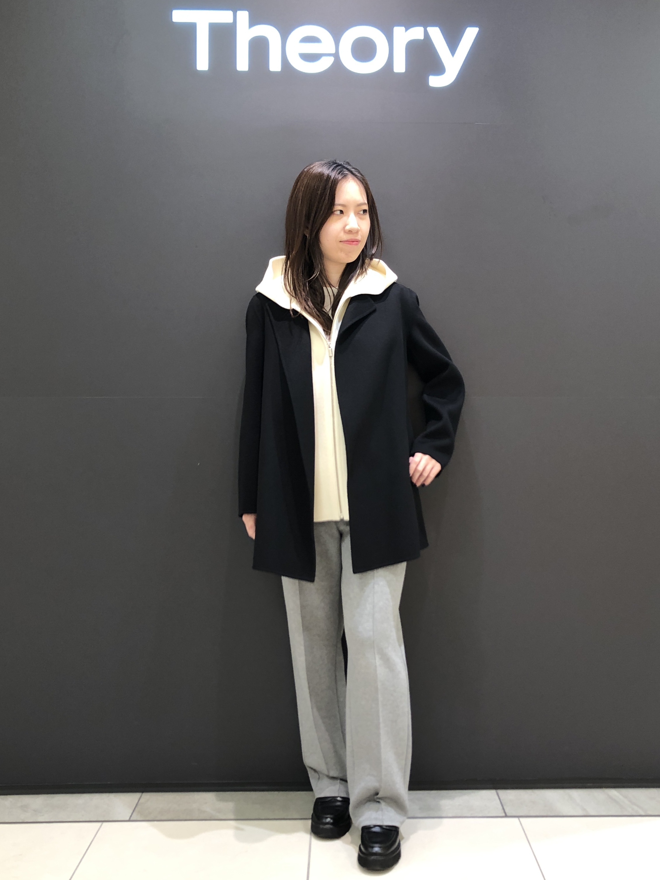 美品！theory ♣️セオリーフード付きダウンベスト Sサイズ