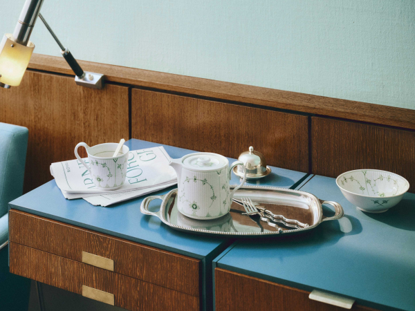 ロイヤル コペンハーゲン】新商品 グリーンフルーテッド プレイン