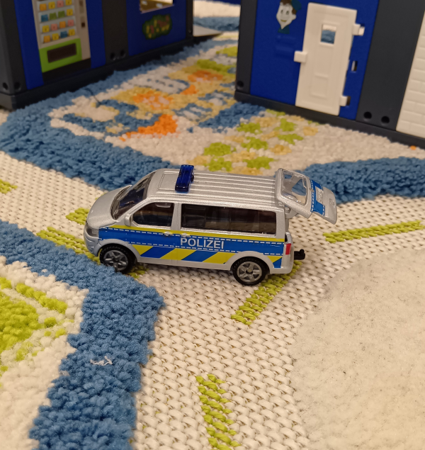 siku（ジク）社ミニチュアカー 新商品のご紹介 | ボーネルンド | 大丸