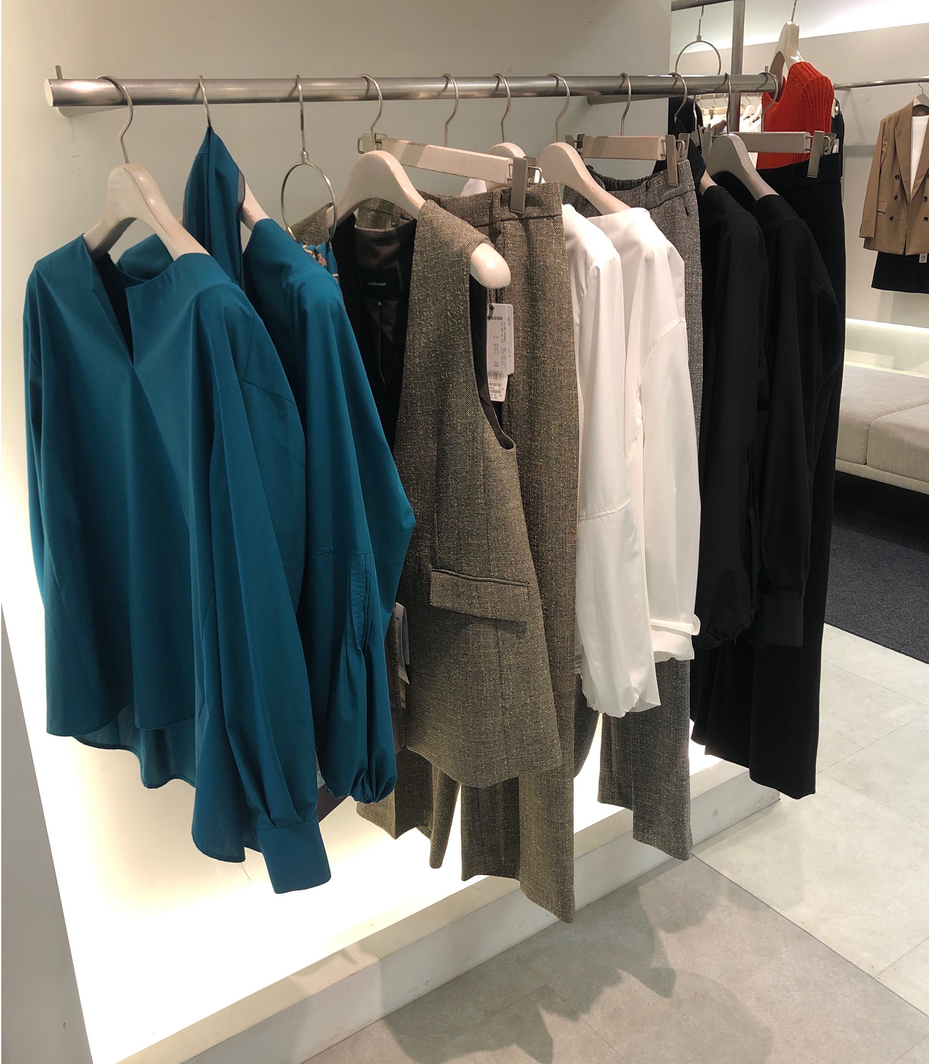 秋物入荷中🍂 | ロートレアモン | 大丸下関店公式 SHOP BLOG