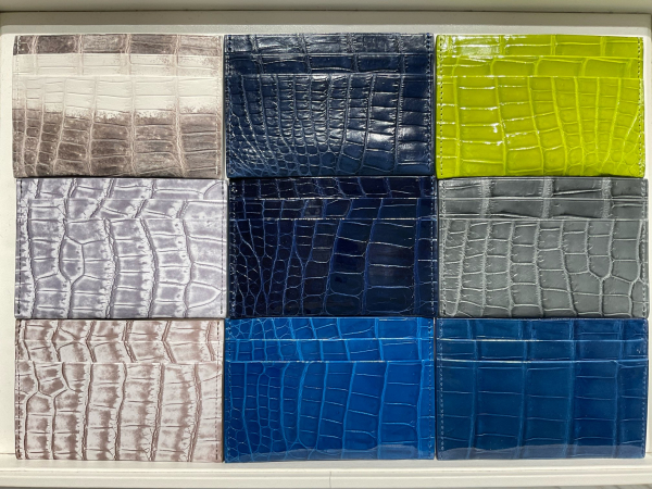 商品画像：クロコダイルカードケースのご紹介 | KWANPEN | 大丸心斎橋店 1