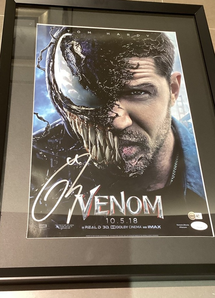 クリス・エヴァンス氏直筆サイン入りポスター販売中 | MINT | 大丸東京