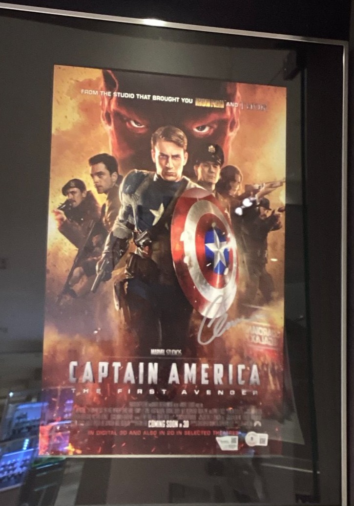 クリス・エヴァンス氏直筆サイン入りポスター販売中 | MINT | 大丸東京