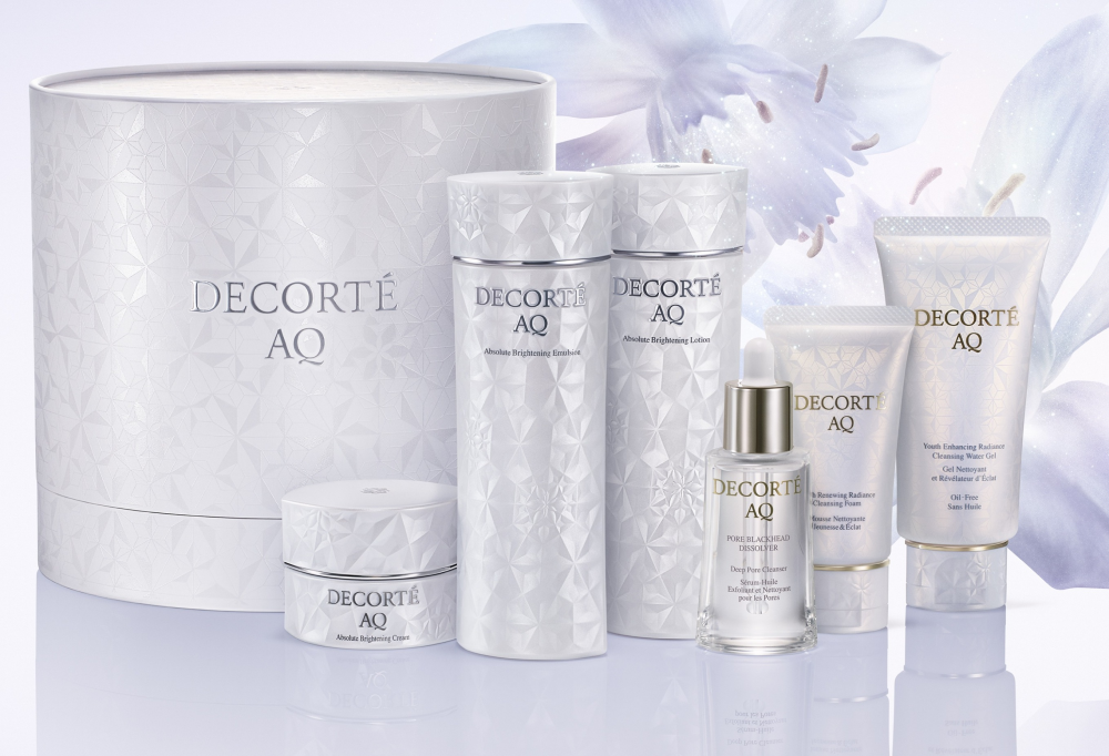 2025年10月16日 DECORTÉ ホリデイコフレ予約開始!