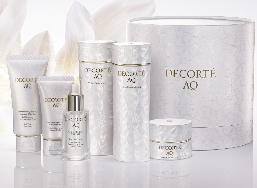 2025年10月16日 DECORTÉ ホリデイコフレ予約開始!