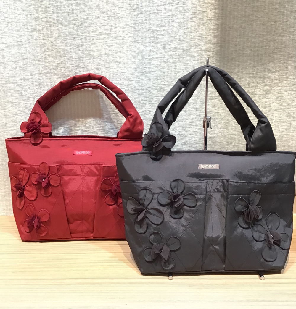 敬老の日に軽くてオシャレなお花のバックはいかがですか？