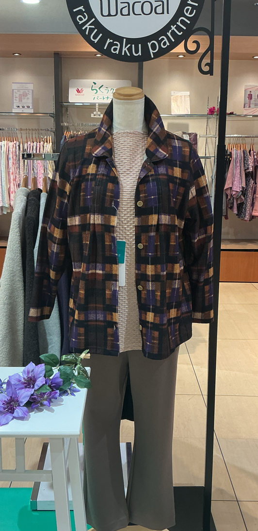 ワコールらくラクパートナーより秋のお出かけスタイル🍂