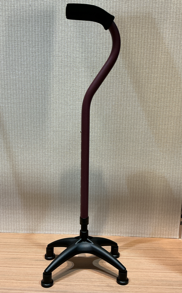 とっても軽い室内用4点杖のご紹介❣️