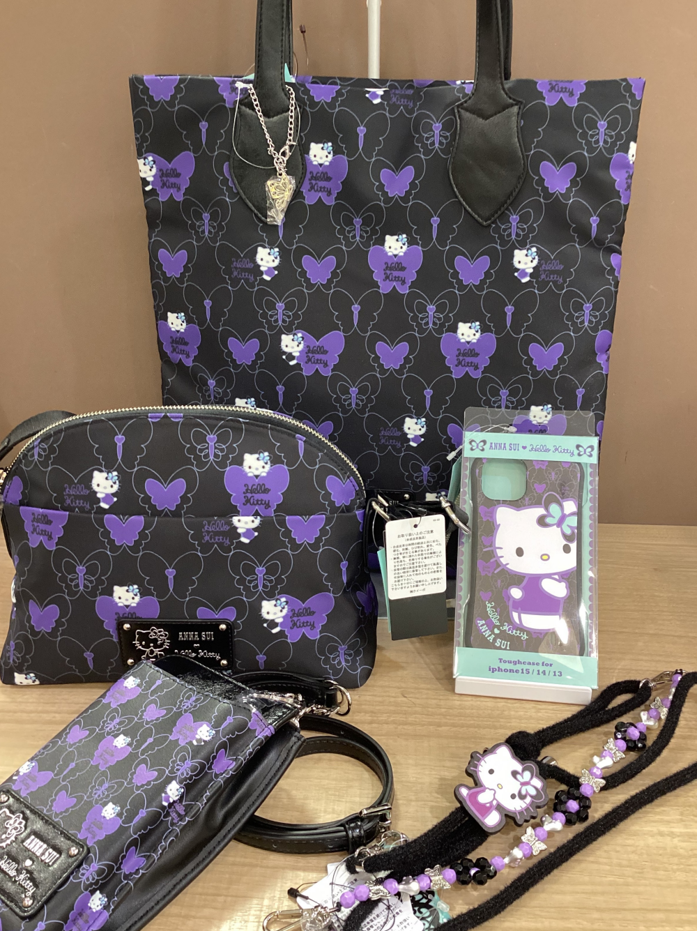 コラボ商品🦋💜