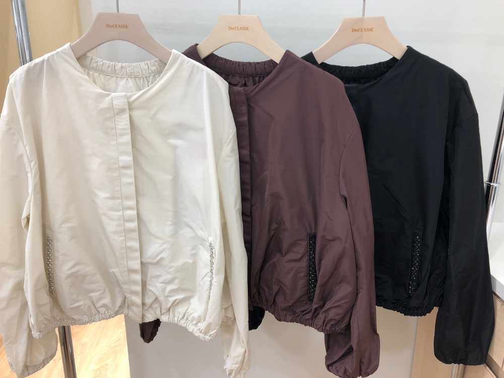新作商品入荷しております。