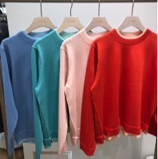 春ニットのご紹介です