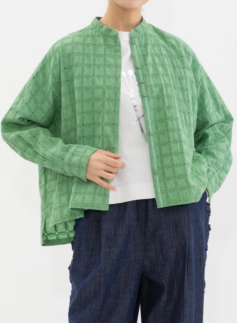 【2Fノップドゥノッド】やさしいレースのスタンドカラーシャツ