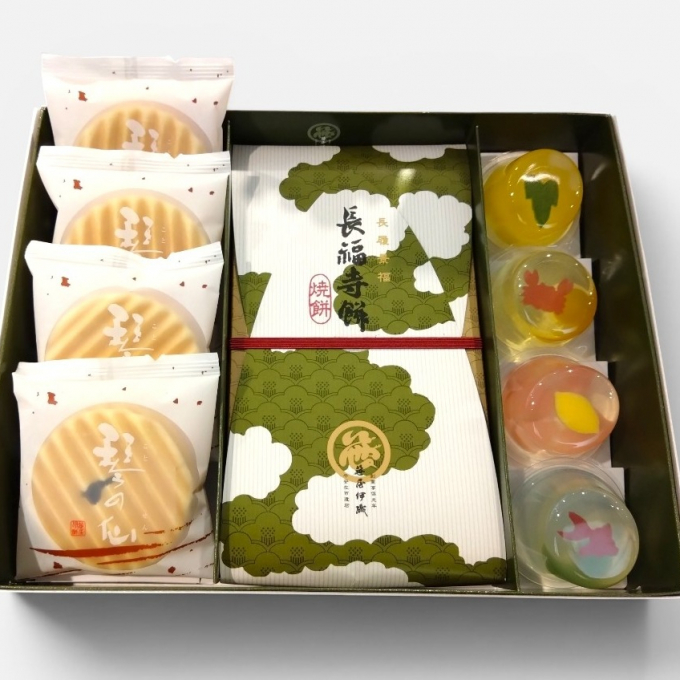 笹屋伊織　長福寺餅入り進物のご紹介